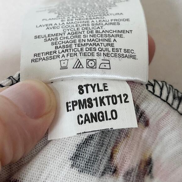 Ellen Tracy Women's Cold Shoulder Top M Geometric Print Short Sleeve Blouse NWT - Picture 11 of 11